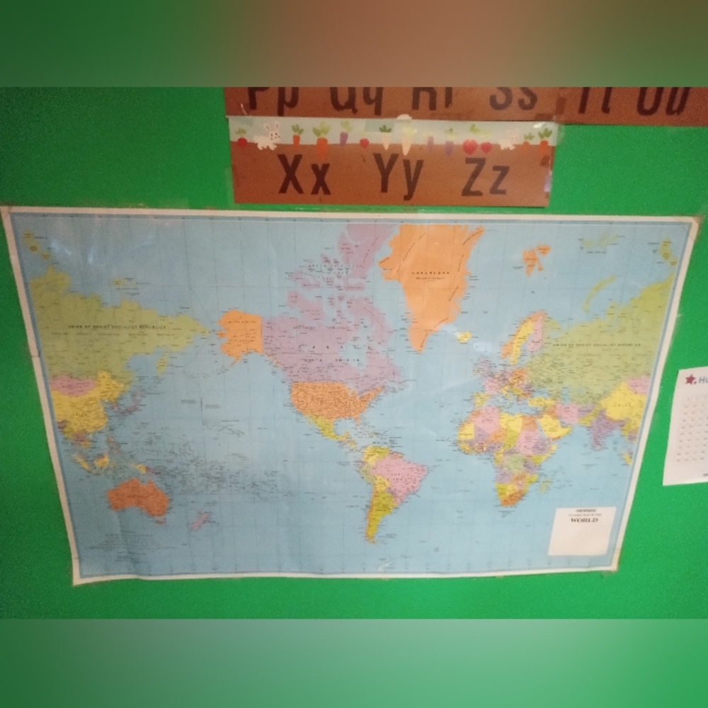 1989 Laminated World Map
